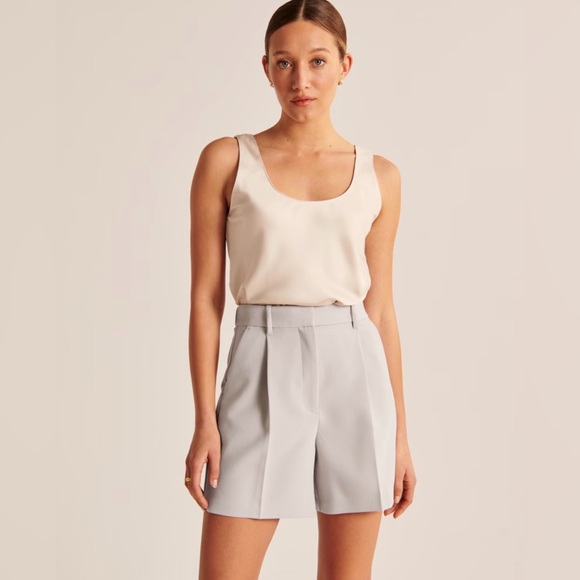 Abercrombie & Fitch Pants - Abercrombie & Fitch Adil High Rise Tailored Shorts Size S Taupe Elastic Waist